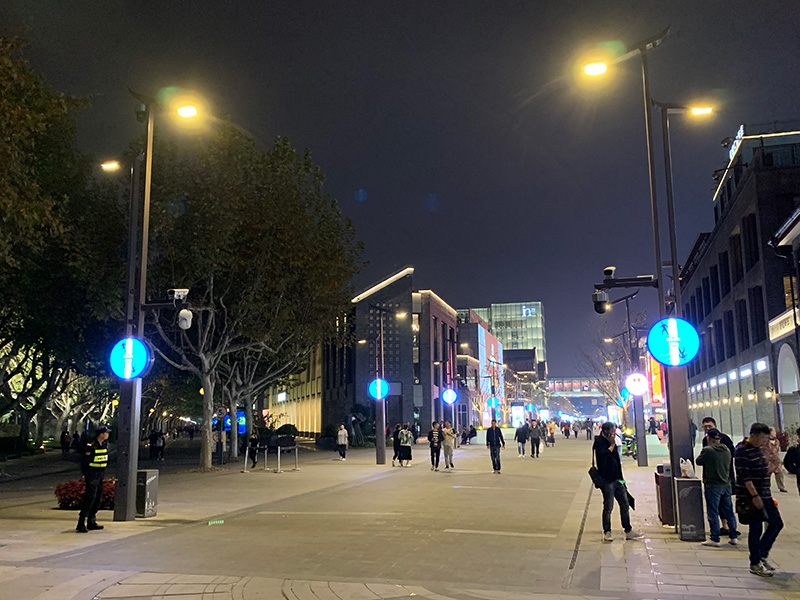 三思,5G微電,路燈,智慧城市,智慧路燈